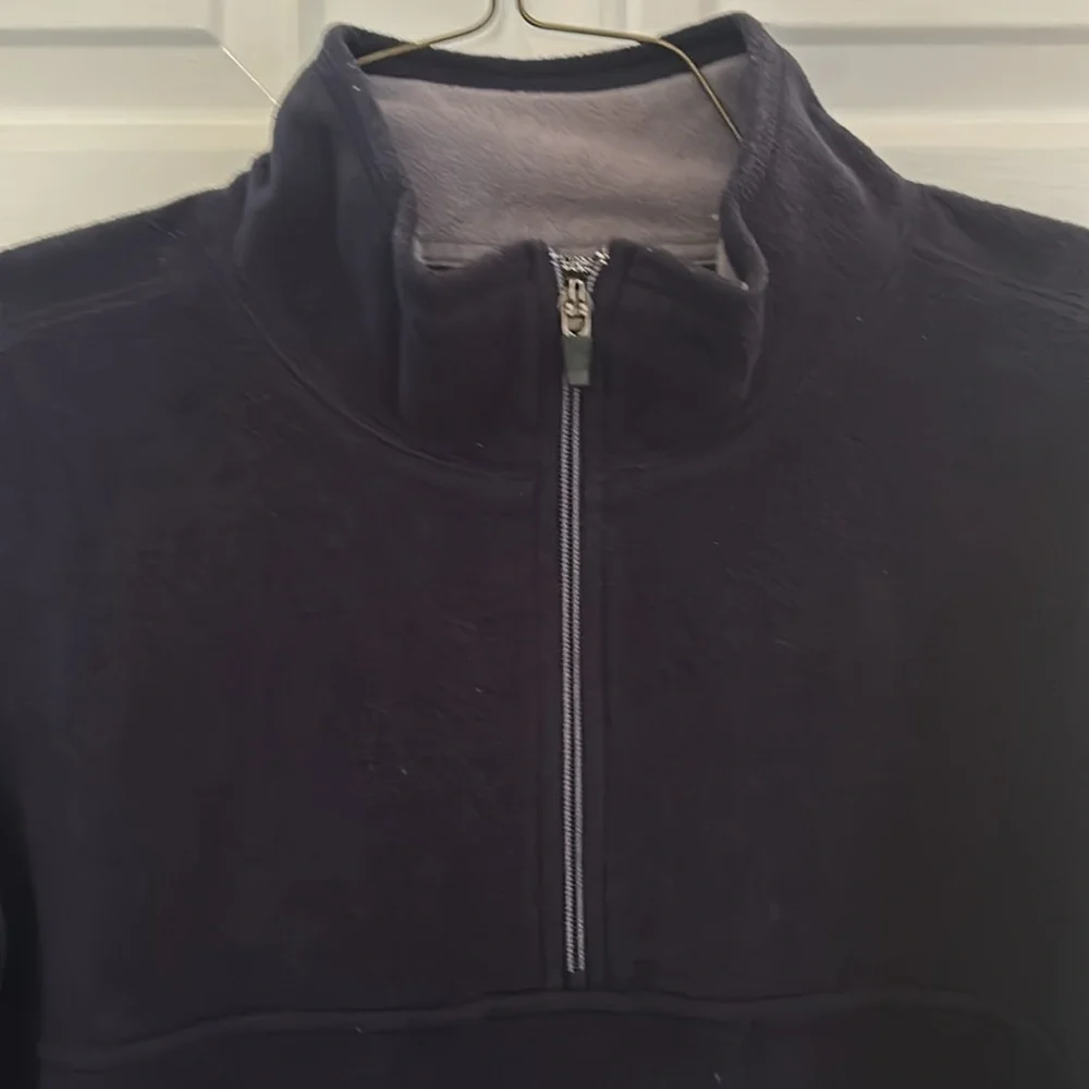 🌿Foot Locker Men’s Navy and Grey force 1/4 zip up pullover size Large🌿